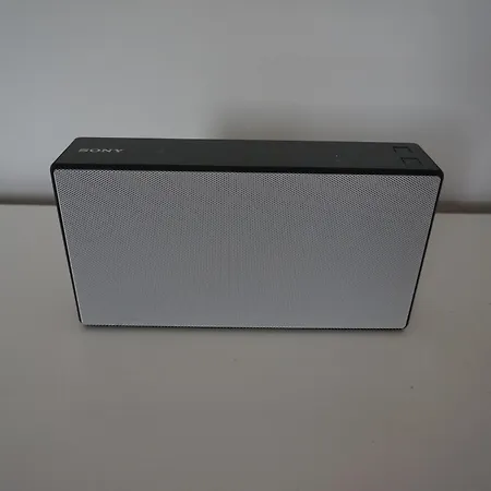 Bright Rooftop Loft With River View דירה ברלין