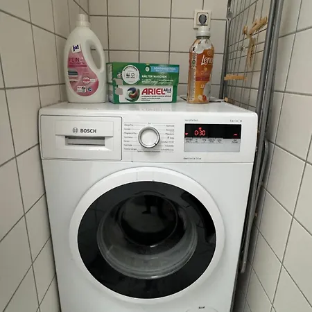 Bright Rooftop Loft With River View Berlijn